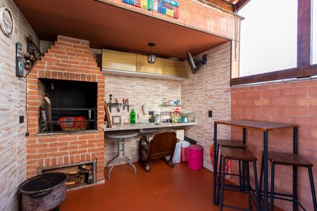 Casa de condomínio à venda com 190m², 3 quartos e 3 vagasCobertura