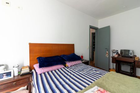 Casa de condomínio à venda com 190m², 3 quartos e 3 vagasSuíte