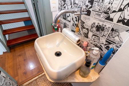 Casa de condomínio à venda com 190m², 3 quartos e 3 vagasLavabo