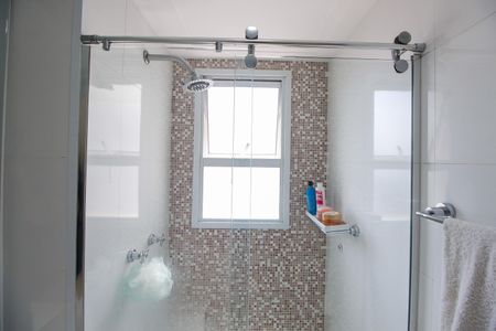 Apartamento à venda com 256m², 4 quartos e 3 vagasBanheiro da Suíte 2