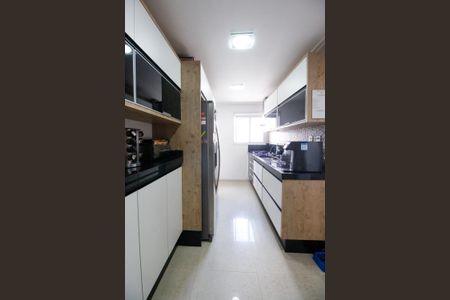 Apartamento à venda com 256m², 4 quartos e 3 vagasCozinha