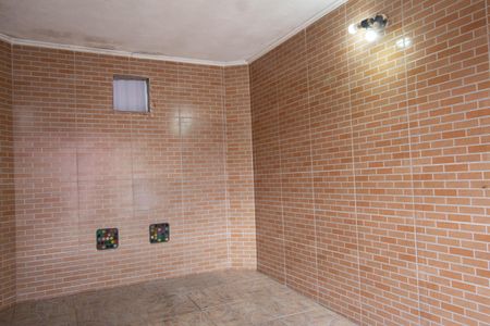 Casa para alugar com 30m², 1 quarto e 1 vagaGaragem