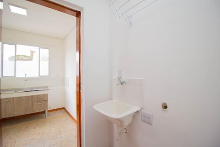 Casa para alugar com 30m², 1 quarto e 1 vagaÁrea de Serviço