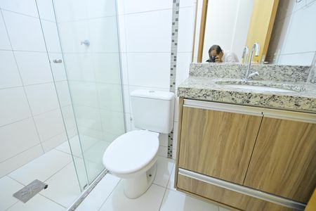 Apartamento para alugar com 63m², 2 quartos e 2 vagas Apartamento para alugar com 63m², 2 quartos e 2 vagasBanheiro