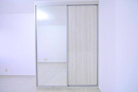 Apartamento para alugar com 63m², 2 quartos e 2 vagas Apartamento para alugar com 63m², 2 quartos e 2 vagasQuarto 2