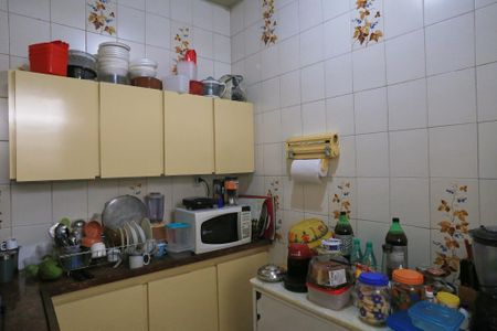 Casa para alugar com 300m², 3 quartos e 3 vagasCozinha 