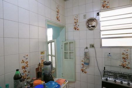 Casa para alugar com 300m², 3 quartos e 3 vagasCozinha 