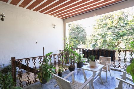 Casa para alugar com 300m², 3 quartos e 3 vagasVaranda 