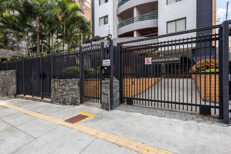 Apartamento para alugar com 70m², 2 quartos e 2 vagasFachada