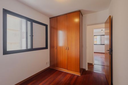 Apartamento para alugar com 70m², 2 quartos e 2 vagasQuarto