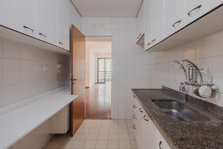 Apartamento para alugar com 70m², 2 quartos e 2 vagasCozinha