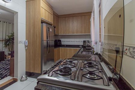 Casa à venda com 105m², 3 quartos e 2 vagas Casa à venda com 105m², 3 quartos e 2 vagasCozinha