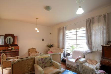 Casa à venda com 400m², 3 quartos e 5 vagasSala de Estar