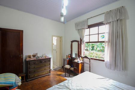 Casa à venda com 400m², 3 quartos e 5 vagasQuarto 1 - Suíte