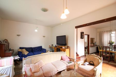 Casa à venda com 400m², 3 quartos e 5 vagasSala de Estar