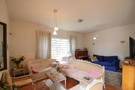 Casa à venda com 400m², 3 quartos e 5 vagasSala de Estar