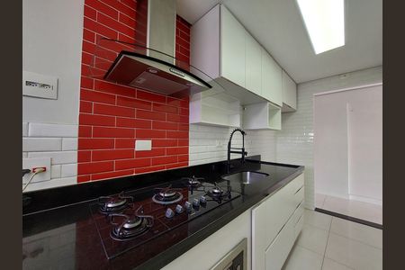 Apartamento à venda com 108m², 2 quartos e 2 vagasCozinha