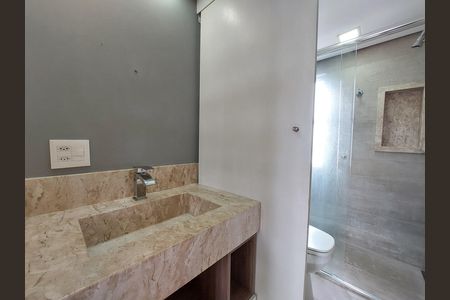 Apartamento à venda com 108m², 2 quartos e 2 vagasBanheiro