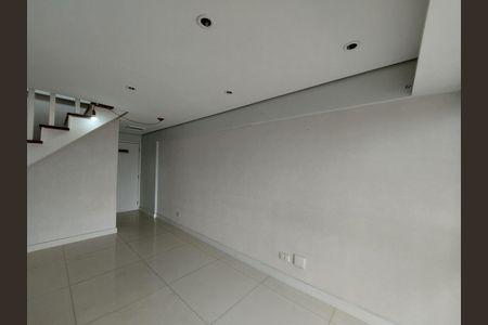 Apartamento à venda com 108m², 2 quartos e 2 vagasSala