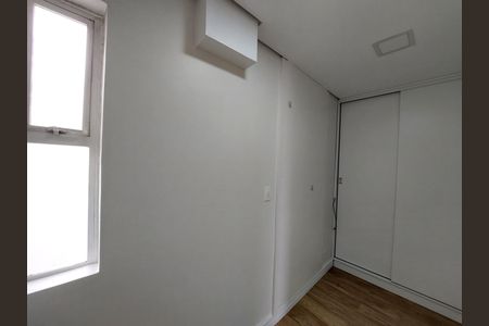 Apartamento à venda com 108m², 2 quartos e 2 vagasEscritório
