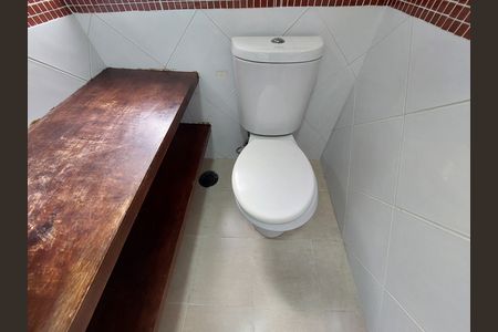 Apartamento à venda com 108m², 2 quartos e 2 vagasBanheiro 2