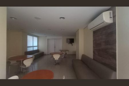 Apartamento à venda com 72m², 3 quartos e 1 vagaÁrea comum