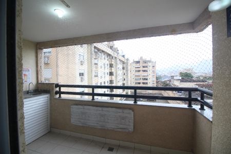 Apartamento à venda com 72m², 3 quartos e 1 vagaQuarto 1 - Vista