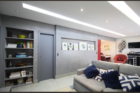 Apartamento à venda com 105m², 2 quartos e 2 vagasSala