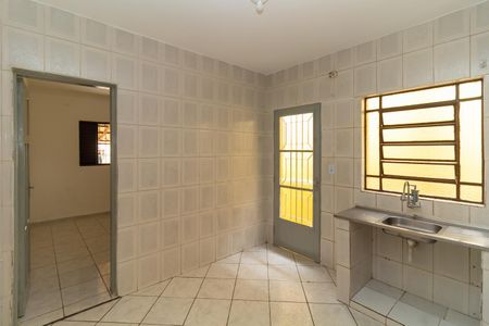 Casa para alugar com 44m², 2 quartos e sem vagaCozinha