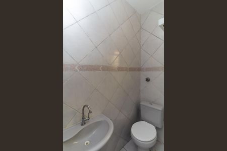 Casa para alugar com 44m², 2 quartos e sem vagaBanheiro