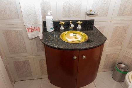 Casa à venda com 525m², 4 quartos e 6 vagasLavabo