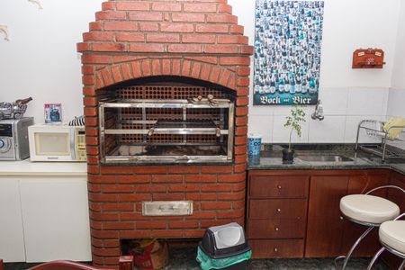 Casa à venda com 525m², 4 quartos e 6 vagasChurrasqueira