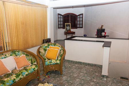 Casa à venda com 525m², 4 quartos e 6 vagasSala 2