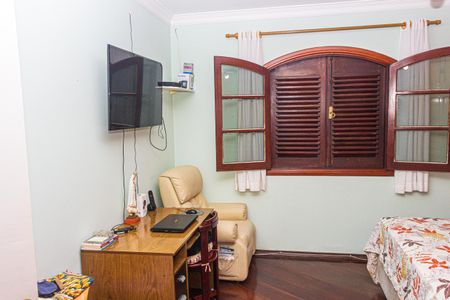 Casa à venda com 525m², 4 quartos e 6 vagasQuarto 1