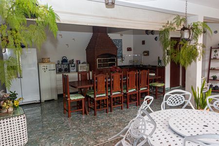 Casa à venda com 525m², 4 quartos e 6 vagasChurrasqueira