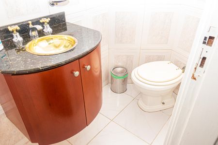 Casa à venda com 525m², 4 quartos e 6 vagasLavabo