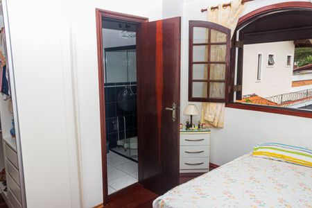 Casa à venda com 525m², 4 quartos e 6 vagasSuíte 2