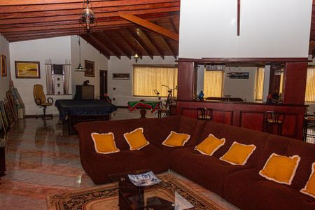 Casa à venda com 525m², 4 quartos e 6 vagasSala de Jogos