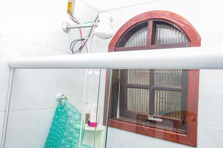 Casa à venda com 525m², 4 quartos e 6 vagasBanheiro Piscina