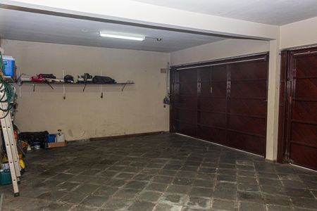 Casa à venda com 525m², 4 quartos e 6 vagasGaragem