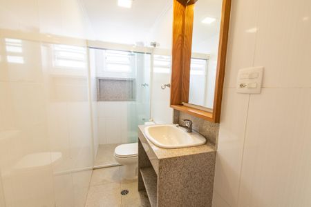 Apartamento à venda com 120m², 3 quartos e 2 vagas Apartamento à venda com 120m², 3 quartos e 2 vagasBanheiro