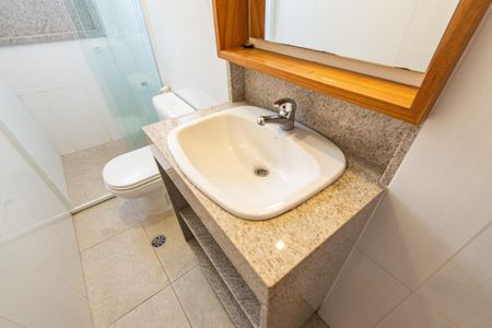 Apartamento à venda com 120m², 3 quartos e 2 vagas Apartamento à venda com 120m², 3 quartos e 2 vagasBanheiro