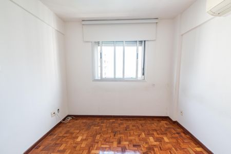 Apartamento à venda com 120m², 3 quartos e 2 vagas Apartamento à venda com 120m², 3 quartos e 2 vagasQuarto 2