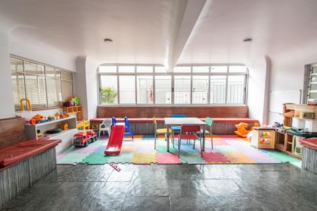 Apartamento à venda com 120m², 3 quartos e 2 vagas Apartamento à venda com 120m², 3 quartos e 2 vagasBrinquedoteca