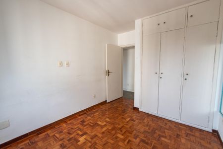 Apartamento à venda com 120m², 3 quartos e 2 vagas Apartamento à venda com 120m², 3 quartos e 2 vagasQuarto 1