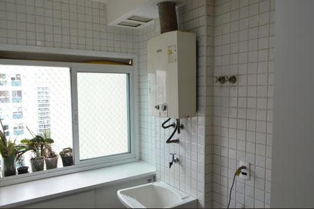 Apartamento à venda com 102m², 3 quartos e 1 vagaÁrea de Serviço