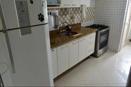 Apartamento à venda com 102m², 3 quartos e 1 vagaCozinha