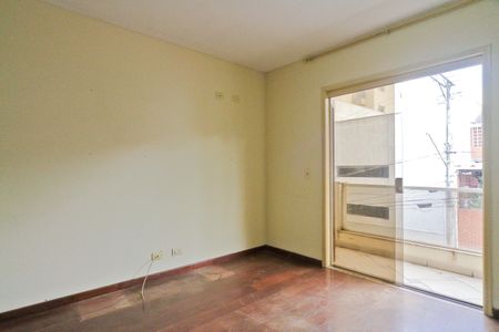 Casa à venda com 193m², 3 quartos e 4 vagas Casa à venda com 193m², 3 quartos e 4 vagasQuarto 1