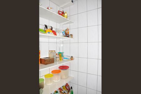 Casa à venda com 320m², 3 quartos e 4 vagasDetalhe - Dispensa