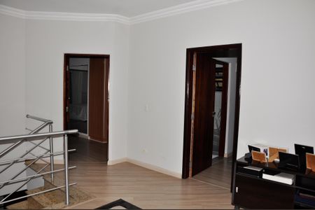 Casa à venda com 320m², 3 quartos e 4 vagasDetalhe - Hall dos Quartos